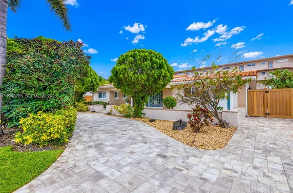 $14,000 | 1960 Coral Reef Drive, Lauderdale-by-the-Sea, FL 33062