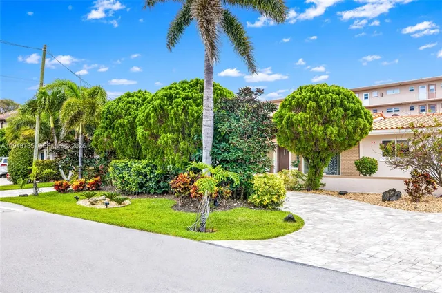 $11,000 | 1960 Coral Reef Drive, Lauderdale-by-the-Sea, FL 33062