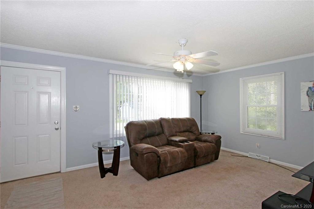 142 Carlyle Road Troutman, NC 28166 - Photo 6 of 30 Gallery Image 6