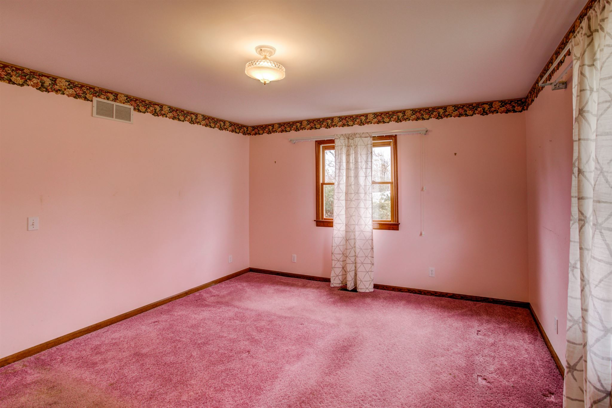 15215 Old State Road Evansville, IN 47725 - Photo 24 of 32 Gallery Image 24