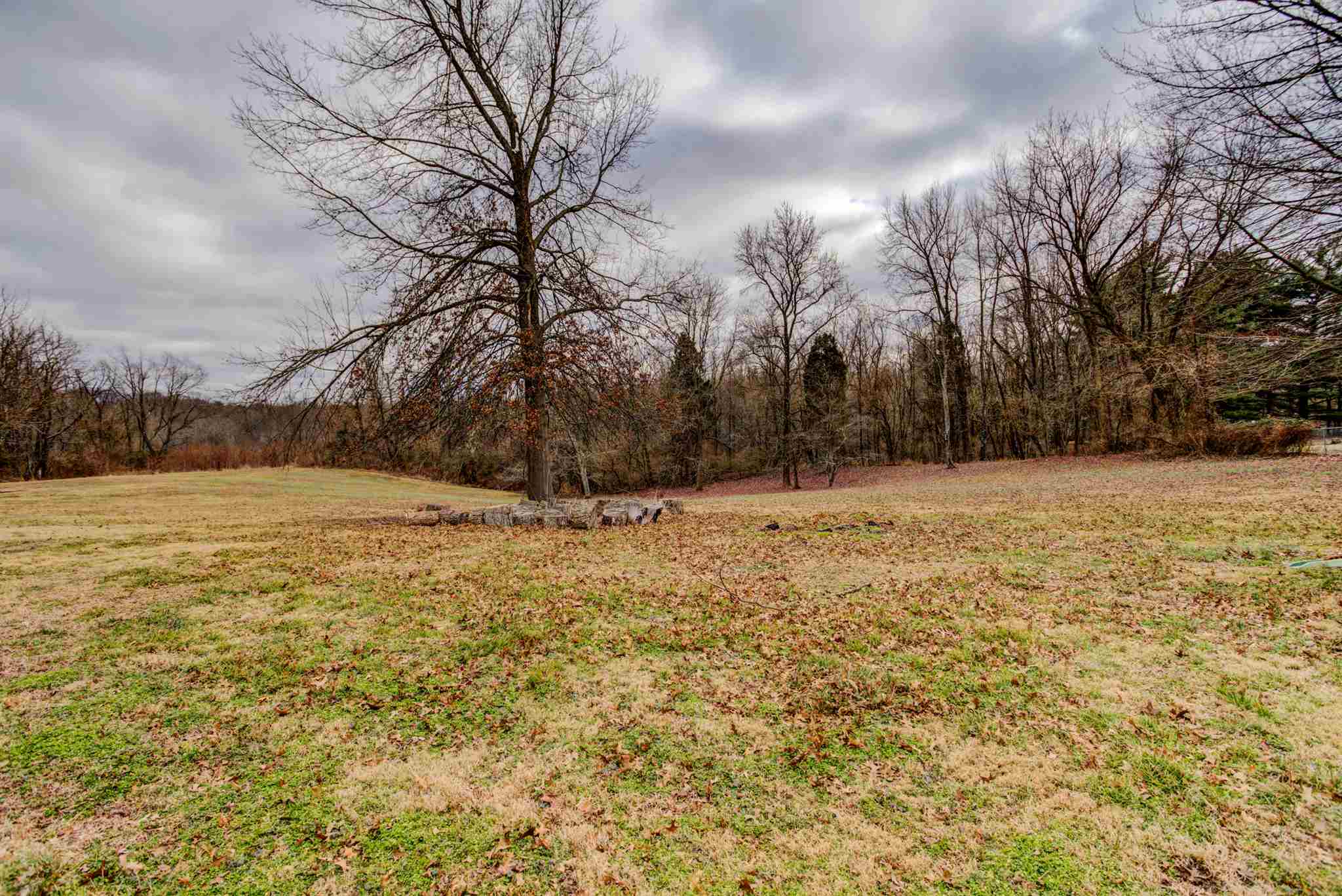 15215 Old State Road Evansville, IN 47725 - Photo 29 of 32 Gallery Image 29