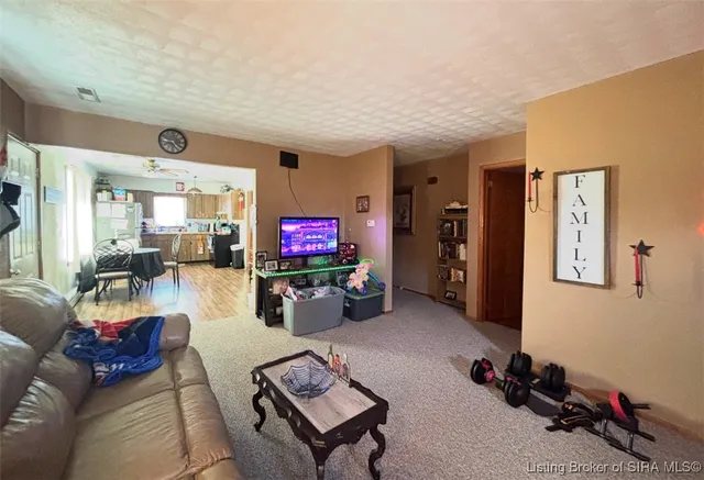 $254,000 | 3950 State Highway 7, North Vernon, IN 47265