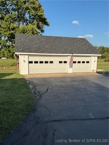 $254,000 | 3950 State Highway 7, North Vernon, IN 47265
