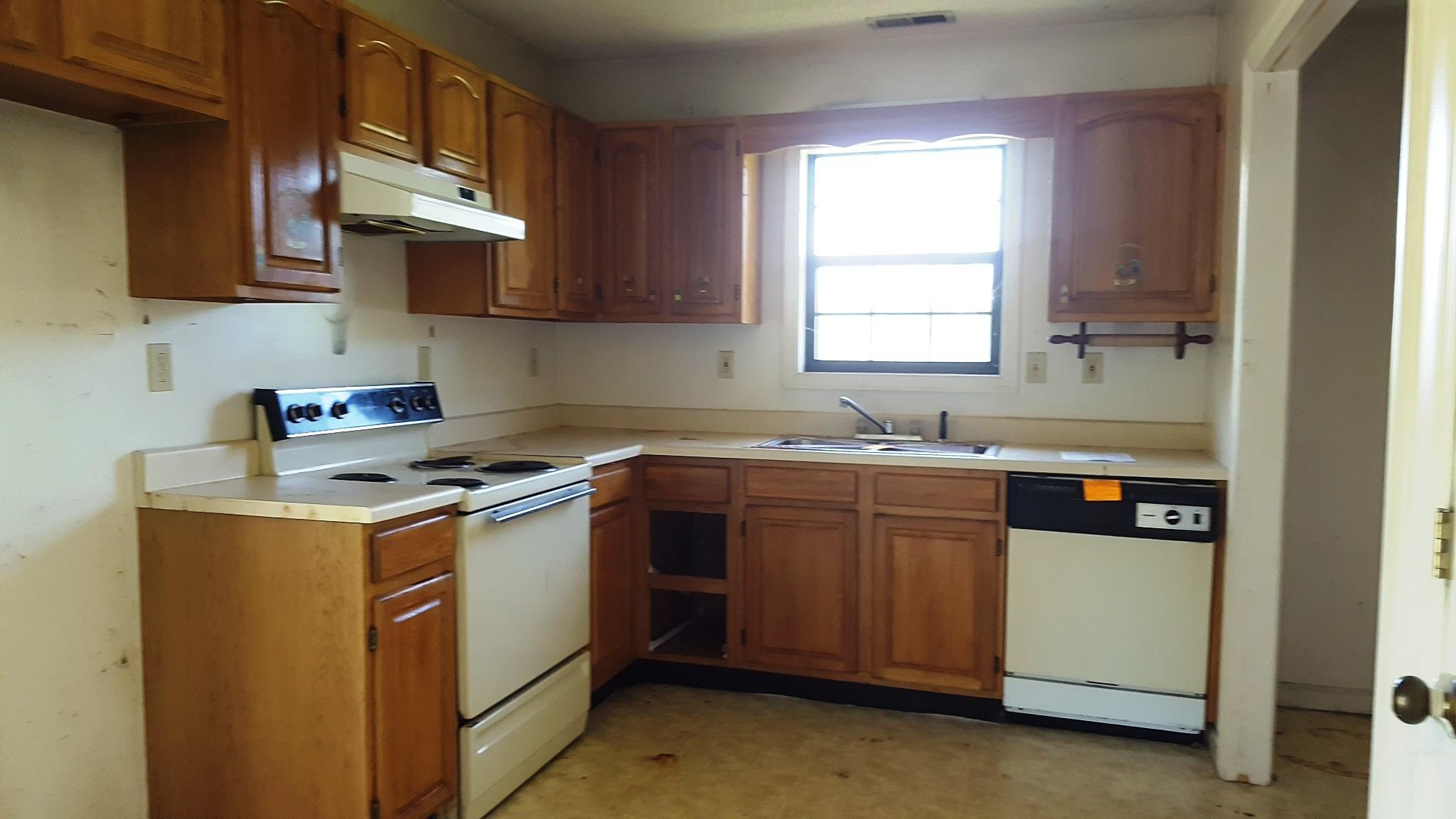 125 Padgett Mill Road Cosby, TN 37722 - Photo 2 of 10 20160826_142812