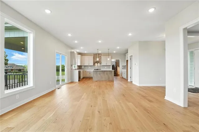 $584,950 | 1937 Southwest Hightown Drive, Lee's Summit, MO 64082