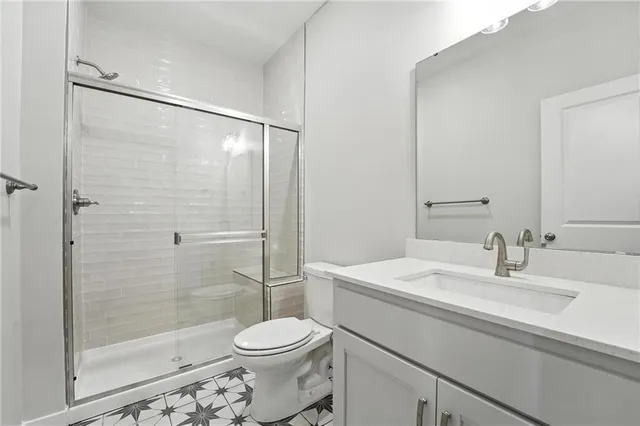 $584,950 | 1937 Southwest Hightown Drive, Lee's Summit, MO 64082