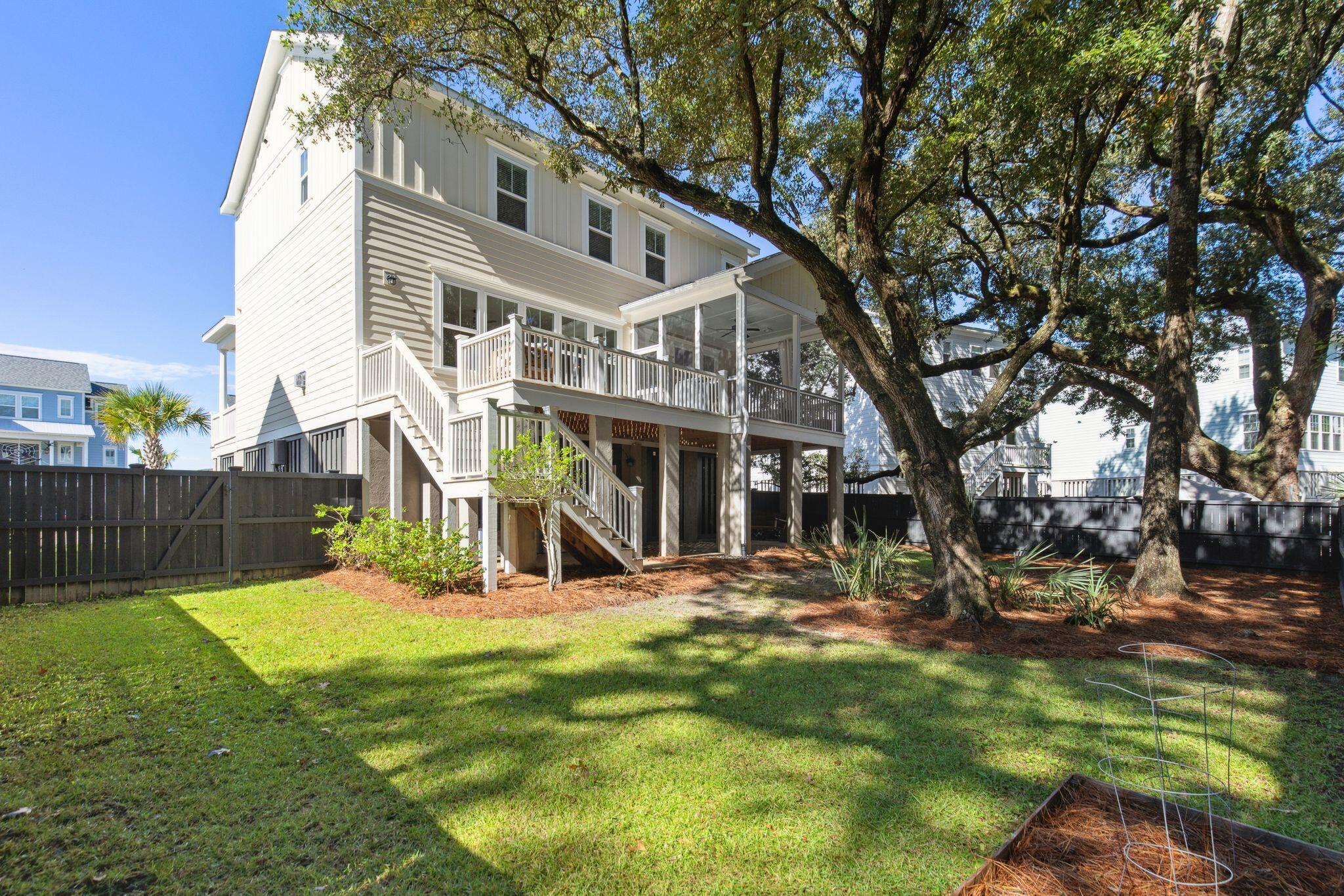 3534 Saltflat Lane Mount Pleasant, SC 29466 - Photo 36 of 49 3534SaltflatLn-KeenEyeMarketing-037