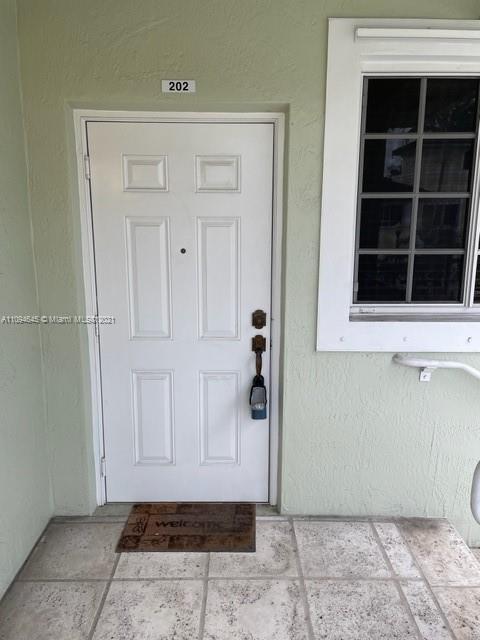 Oasis Homestead, FL 33033 - Photo 4 of 37