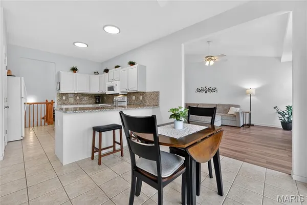 $350,000 | 32 Turtle Creek Villas Drive, Unit 8L, O'Fallon, MO 63366