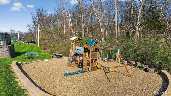 $350,000 | 32 Turtle Creek Villas Drive, Unit 8L, O'Fallon, MO 63366