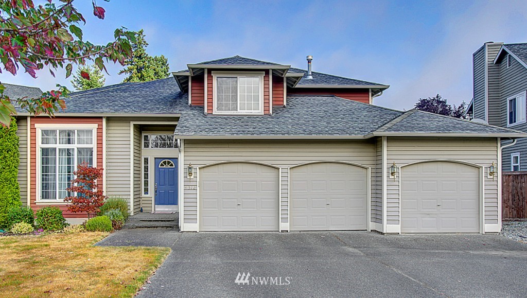 4312 Northeast 9th Place Renton, WA 98059 - Photo 1 of 15