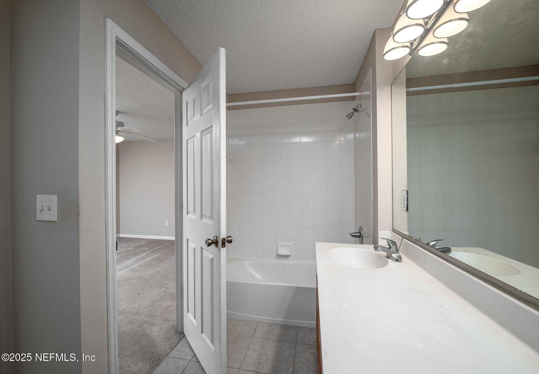 6700 Bowden Road, Unit 905 Jacksonville, FL 32216 - Photo 17 of 23 16 Second Bedroom’s Bathroom - 2nd Floor