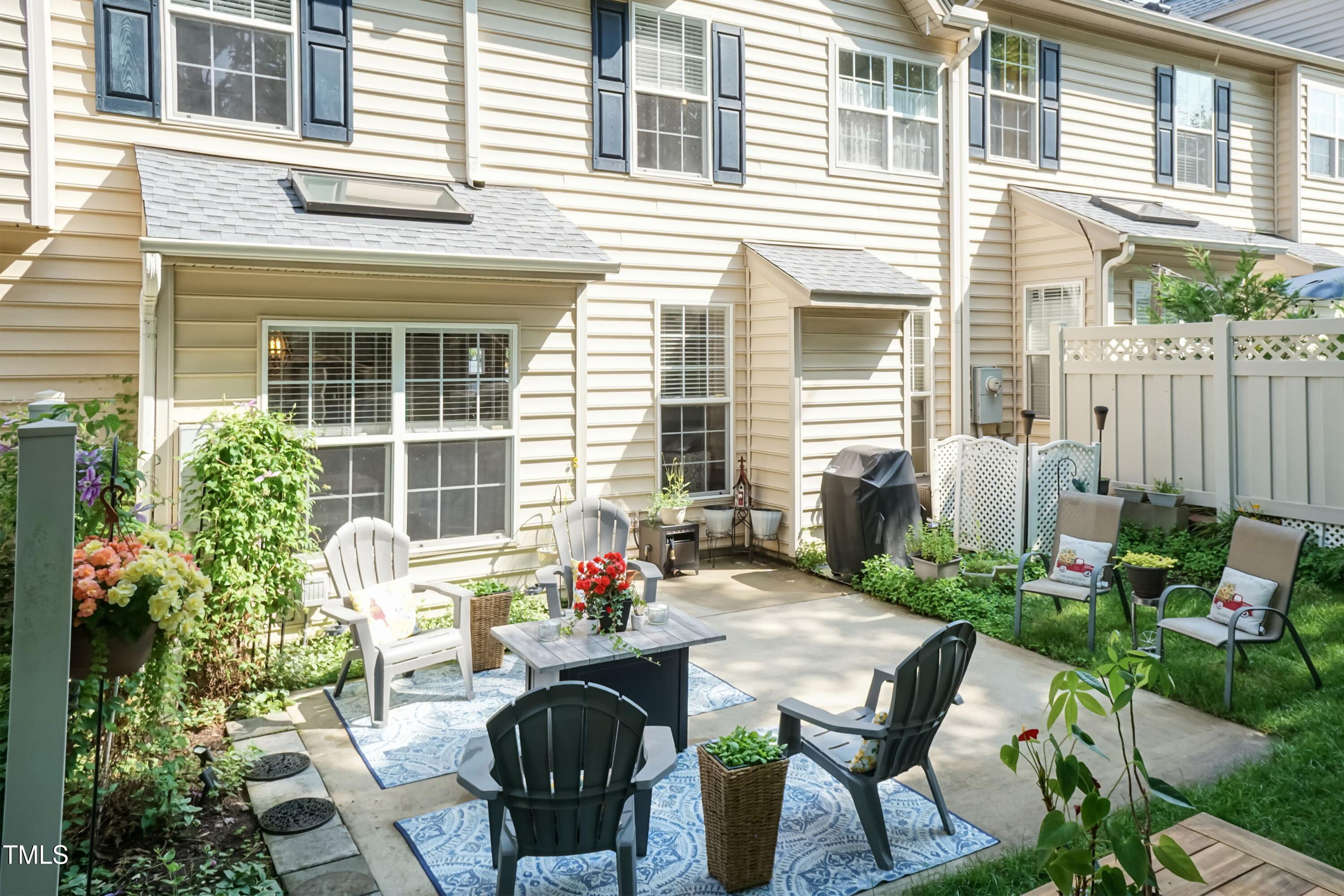 11217 Maplecroft Court Raleigh, NC 27617 - Photo 34 of 40 Patio 01