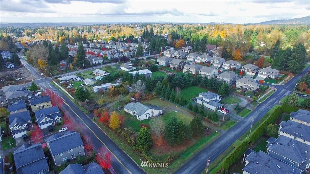 159 Yakima Avenue Southeast Renton, WA 98059 - Photo 13 of 19 a view of a lake from a balcony