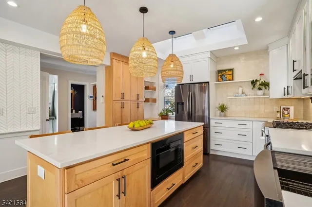 $1,269,000 | 346-348 Elmwood Avenue, Maplewood, NJ 07040