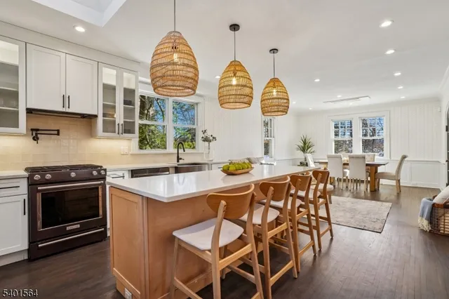 $1,269,000 | 346-348 Elmwood Avenue, Maplewood, NJ 07040