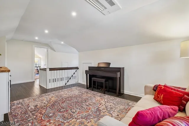 $1,269,000 | 346-348 Elmwood Avenue, Maplewood, NJ 07040