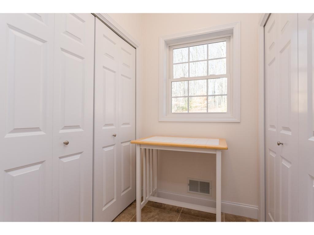 17 Williams Path Kingston, NH 03848 - Photo 15 of 32