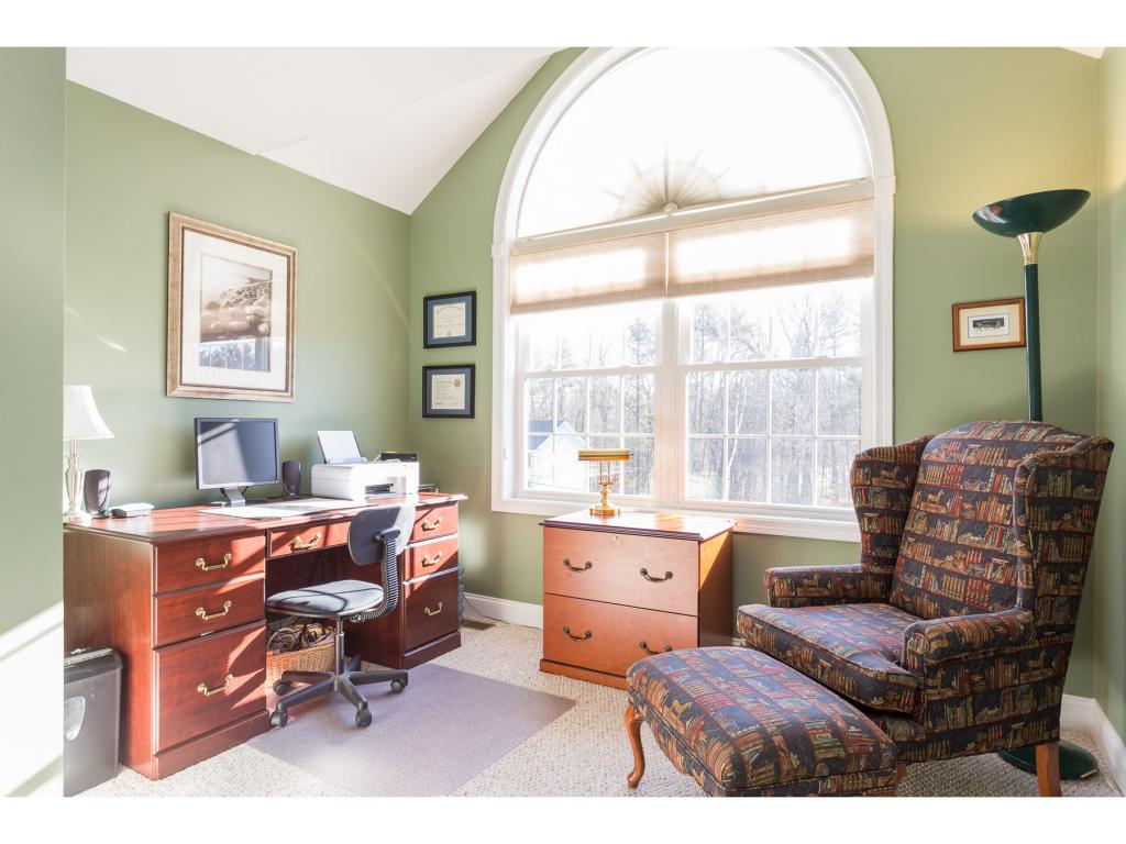 17 Williams Path Kingston, NH 03848 - Photo 22 of 32