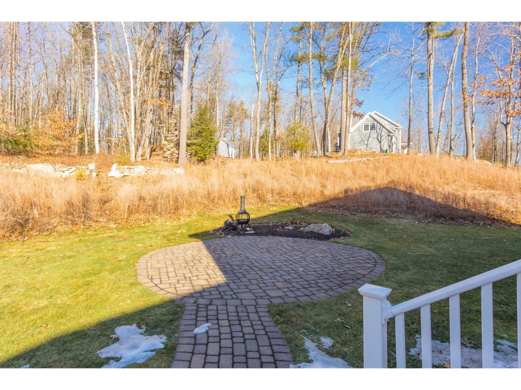 17 Williams Path Kingston, NH 03848 - Photo 30 of 32