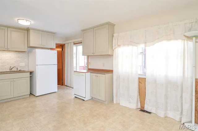 $199,000 | 702 West Washington Street, O'Fallon, IL 62269