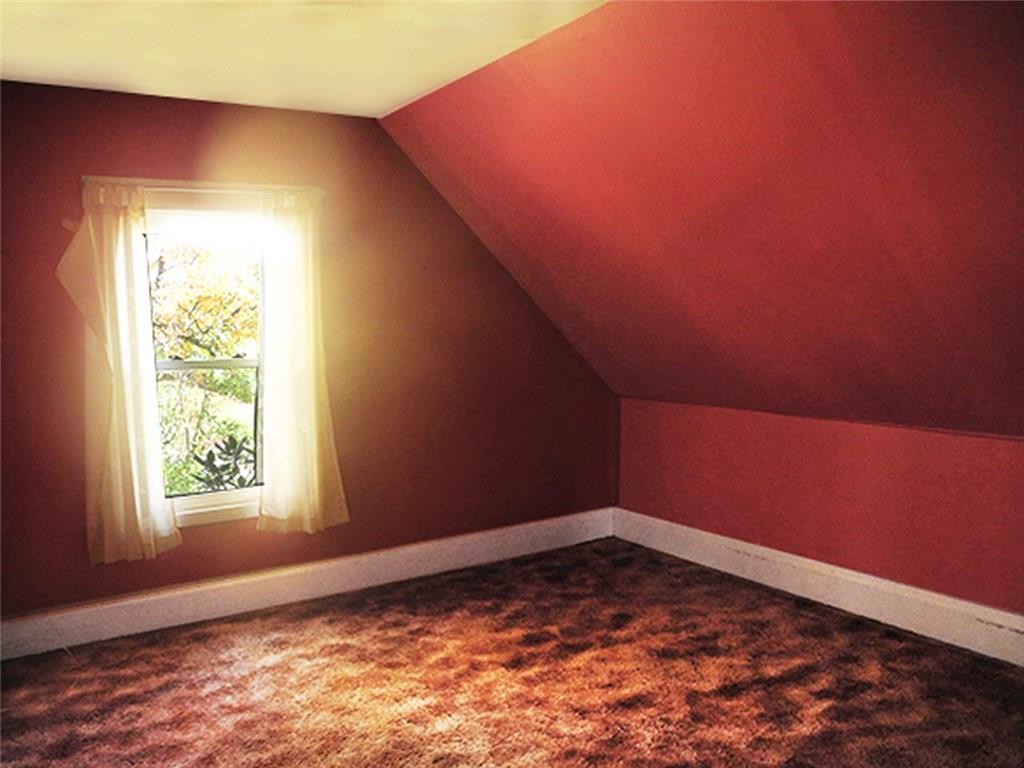 11 Cobbossee Avenue Gardiner, ME 04345 - Photo 9 of 18 Bedroom-4