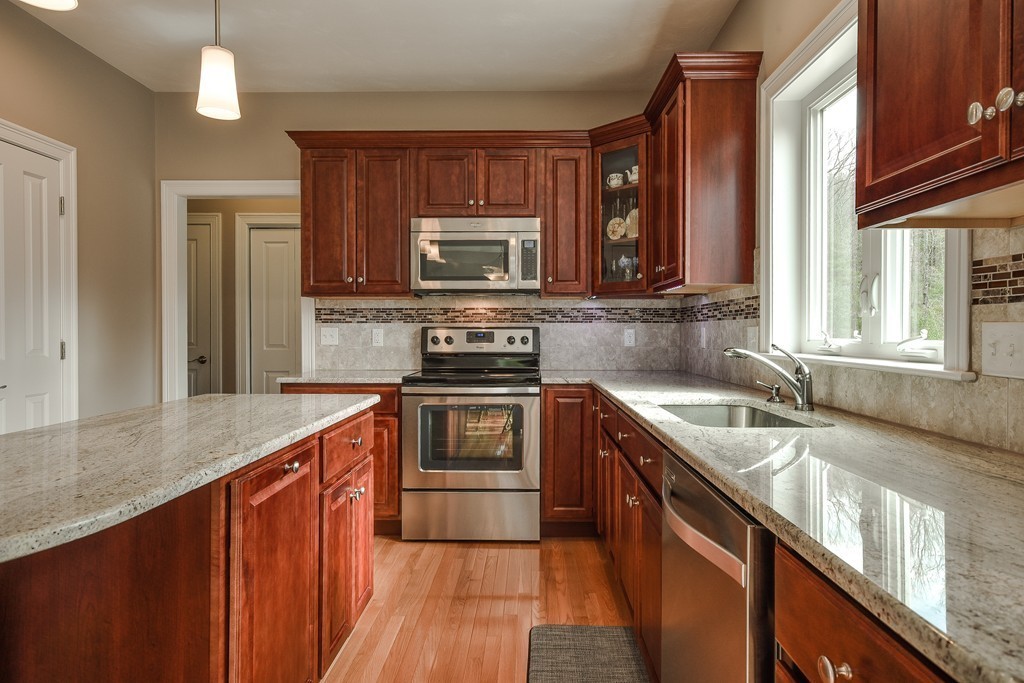 16 Taft Mill Road Grafton, MA 01560 - Photo 5 of 30 Gallery Image 5