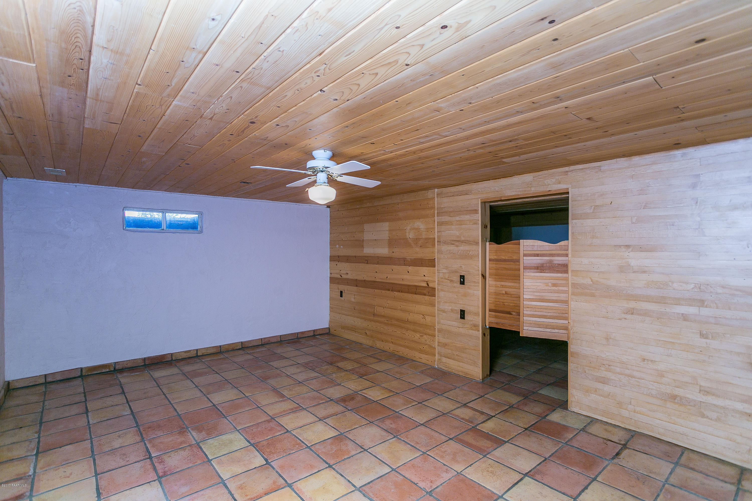 17653 East Trails End Road Spring Valley, AZ 86333 - Photo 12 of 18 a view of a livingroom with an empty space