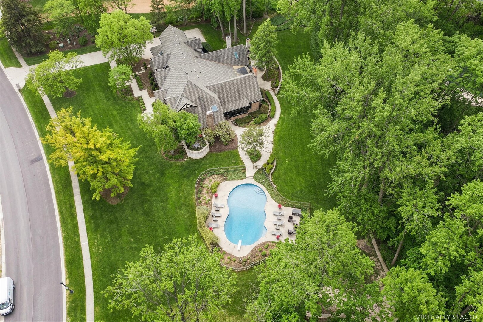 2455 Persimmon Drive St. Charles, IL 60174 - Photo 3 of 64