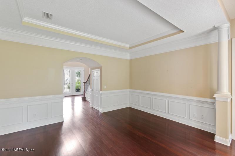 480 Sebastian Square St. Augustine, FL 32095 - Photo 12 of 46 LIVING ROOM