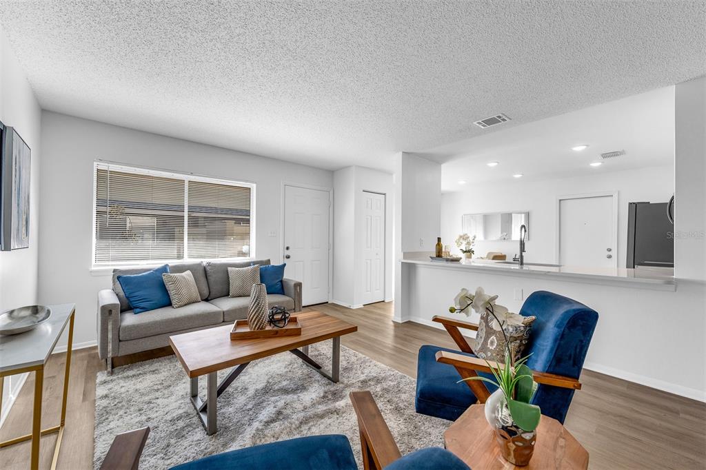 4605 Ring Neck Road, Unit B Orlando, FL 32808 - Photo 5 of 23 Gallery Image 5