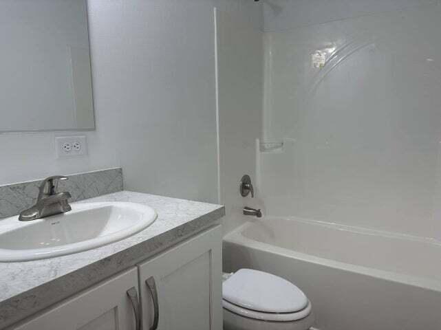 69205 Garver Road, Unit LOT 48 Edwardsburg, MI 49112 - Photo 8 of 12 20240521121549848573000000-o