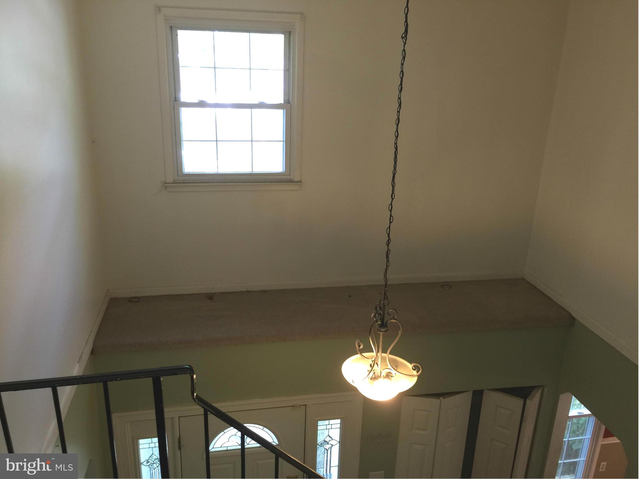 13482 Keytone Road Woodbridge, VA 22193 - Photo 6 of 18 Interior (General)