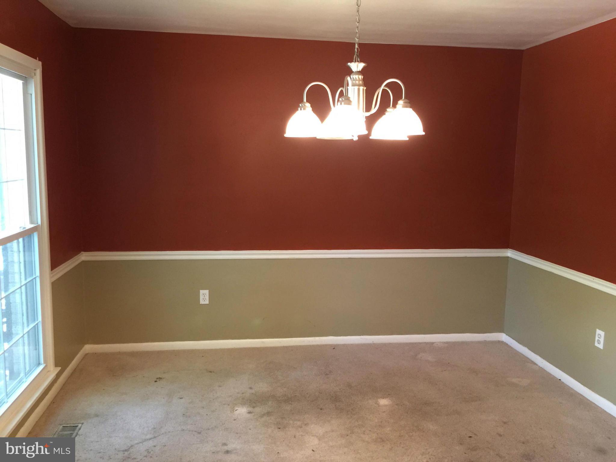 13482 Keytone Road Woodbridge, VA 22193 - Photo 7 of 18 Dining Room