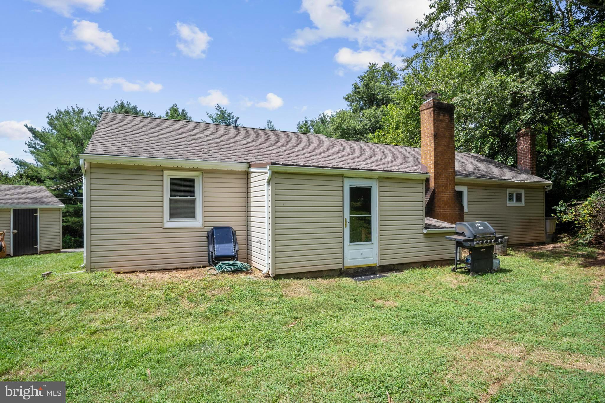 3147 Steltz Road New Freedom, PA 17349 - Photo 6 of 34 Gallery Image 6