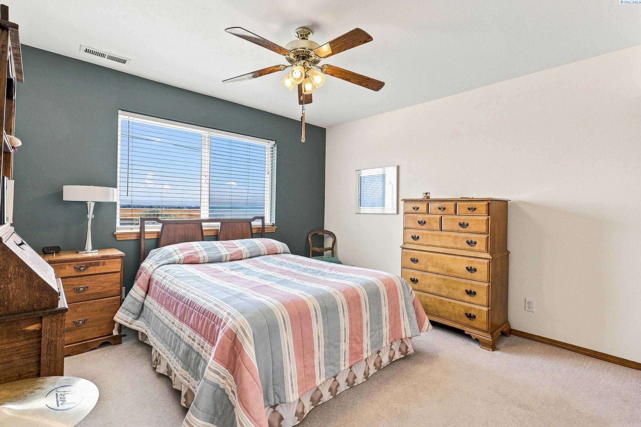 2573 Hanson Loop Burbank, WA 99323 - Photo 28 of 50 Gallery Image 28