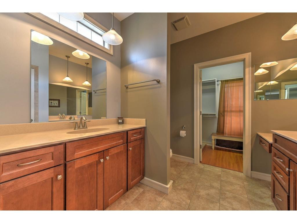 2310 Edinburgh Channel Road Kingsport, TN 37664 - Photo 16 of 36 Photo 16