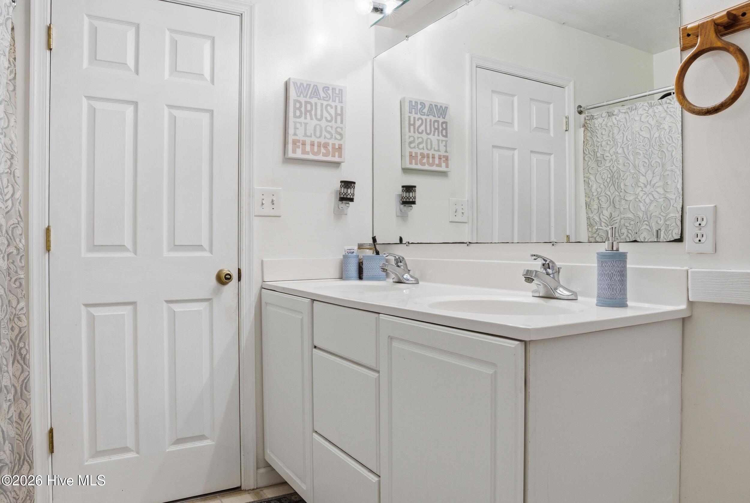 184 South Currituck Road Currituck, NC 27929 - Photo 24 of 39 DSC04227