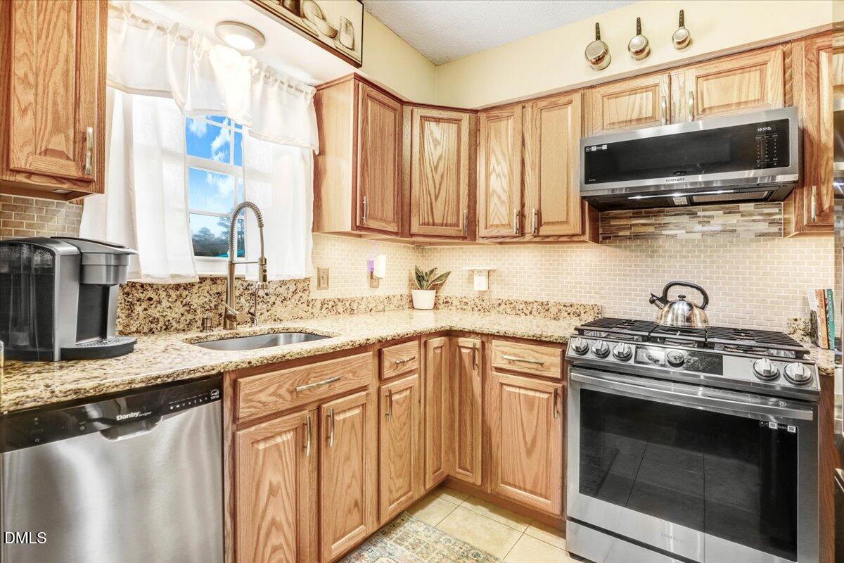 104 Old Farm Road Smithfield, NC 27577 - Photo 10 of 34 38-104 Old Farm Rd-38