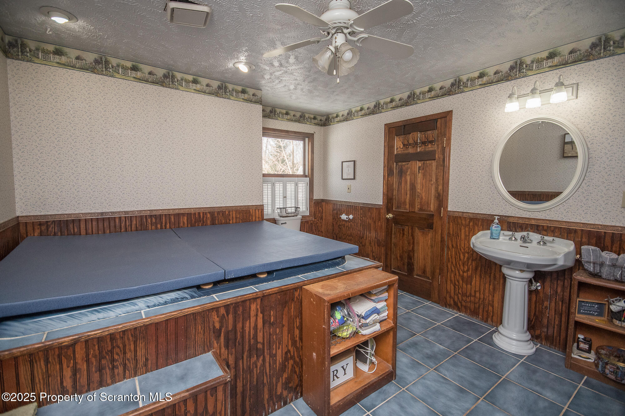 193 Flat Rock Road Forest City, PA 18421 - Photo 33 of 55 Laundry & bathroom