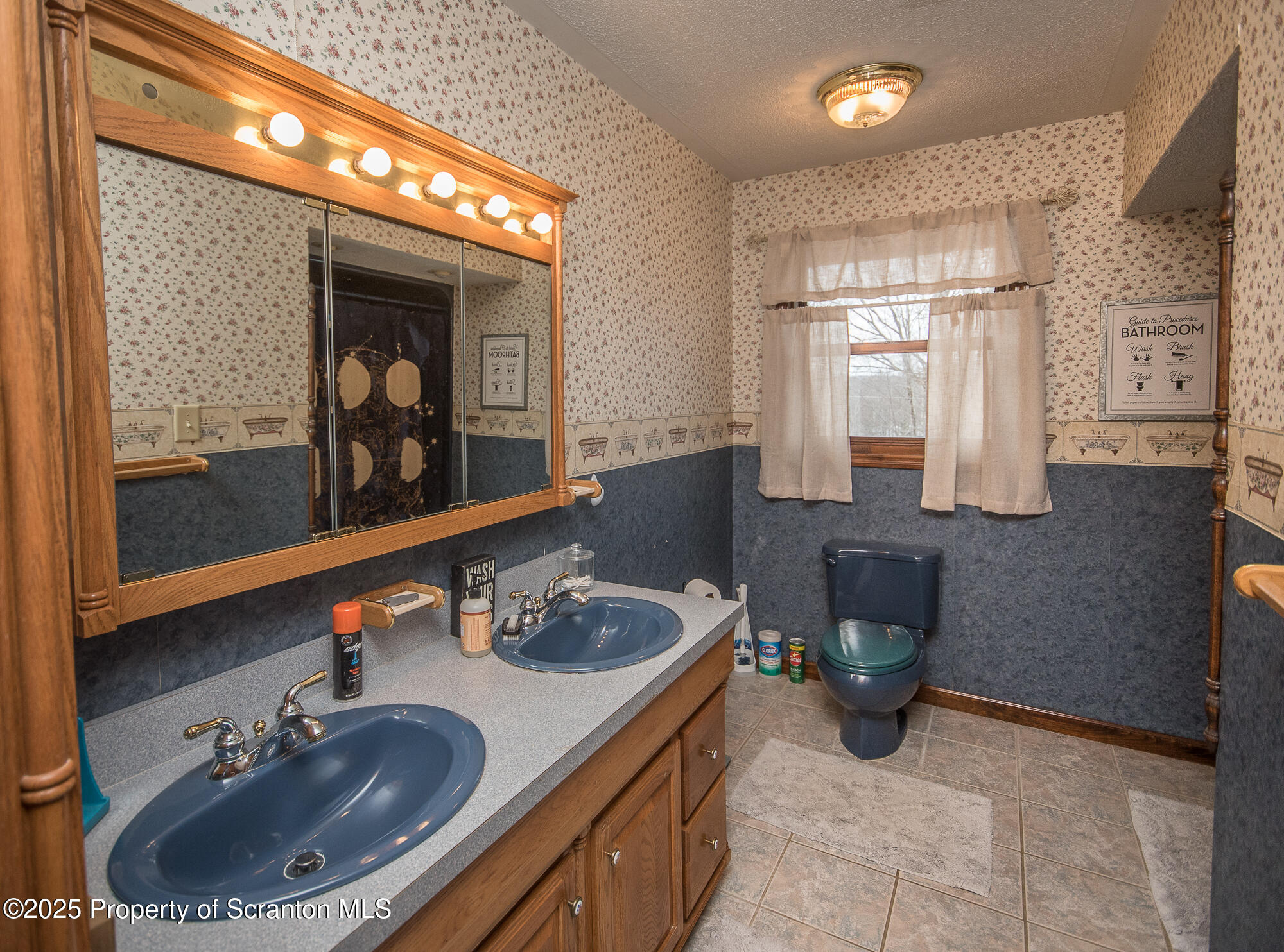 193 Flat Rock Road Forest City, PA 18421 - Photo 39 of 55 Full Bathroom