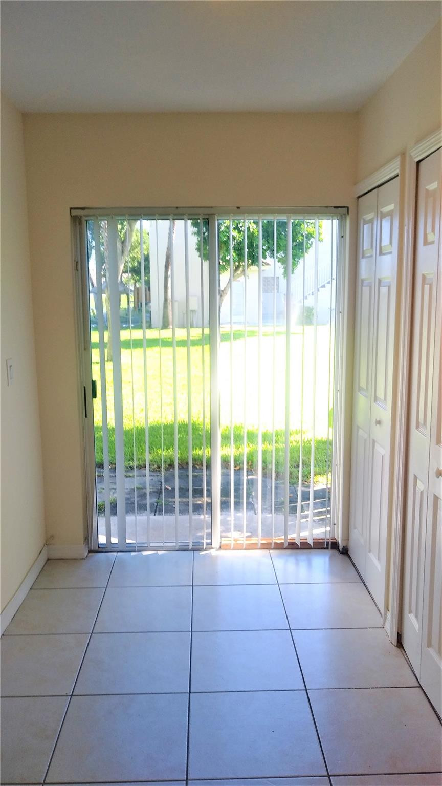 2731 Southeast 12th Road, Unit 105 Homestead, FL 33035 - Photo 5 of 14 Photo 5