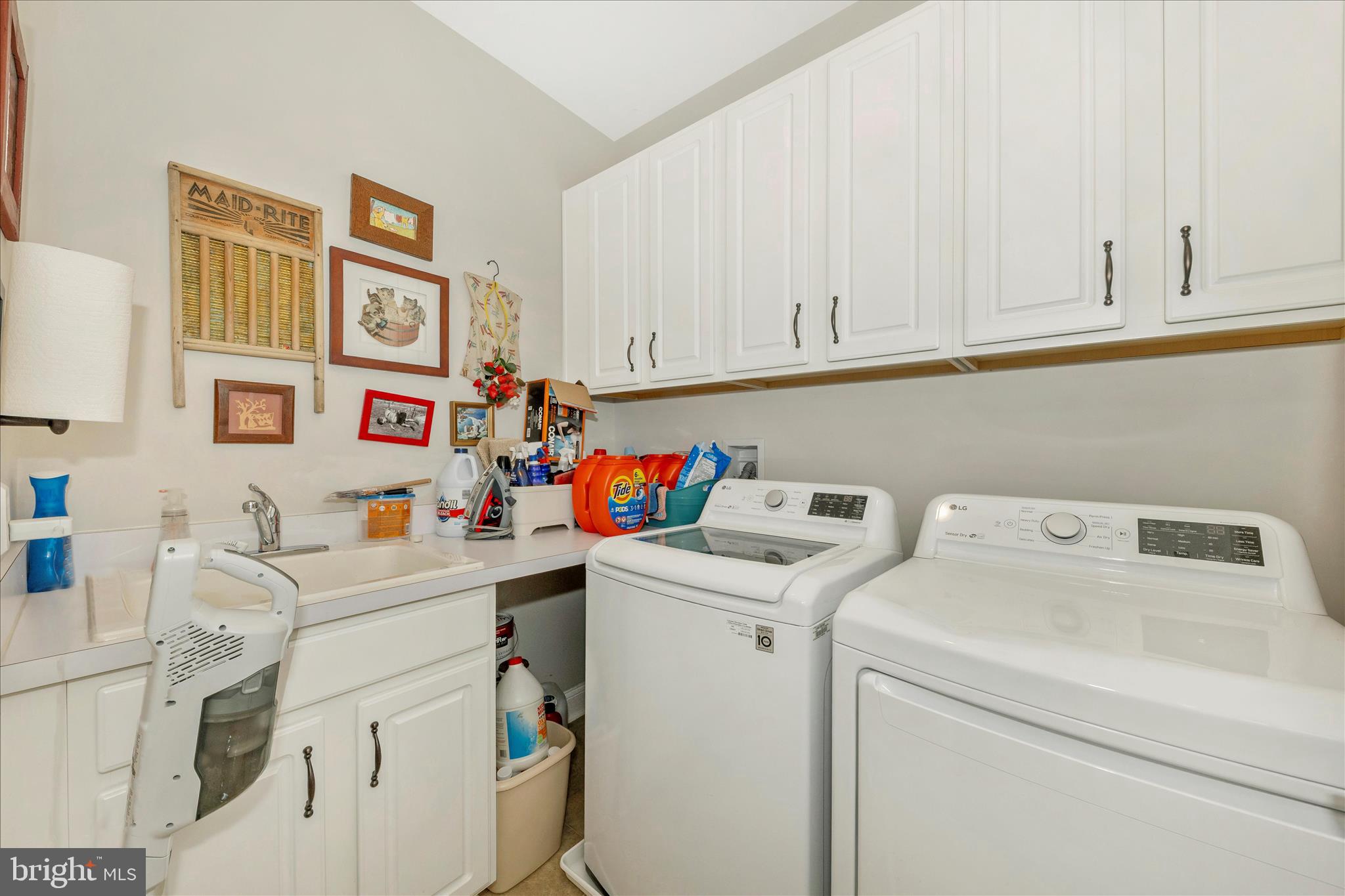 22010 Boneset Way Germantown, MD 20876 - Photo 7 of 75 Laundry