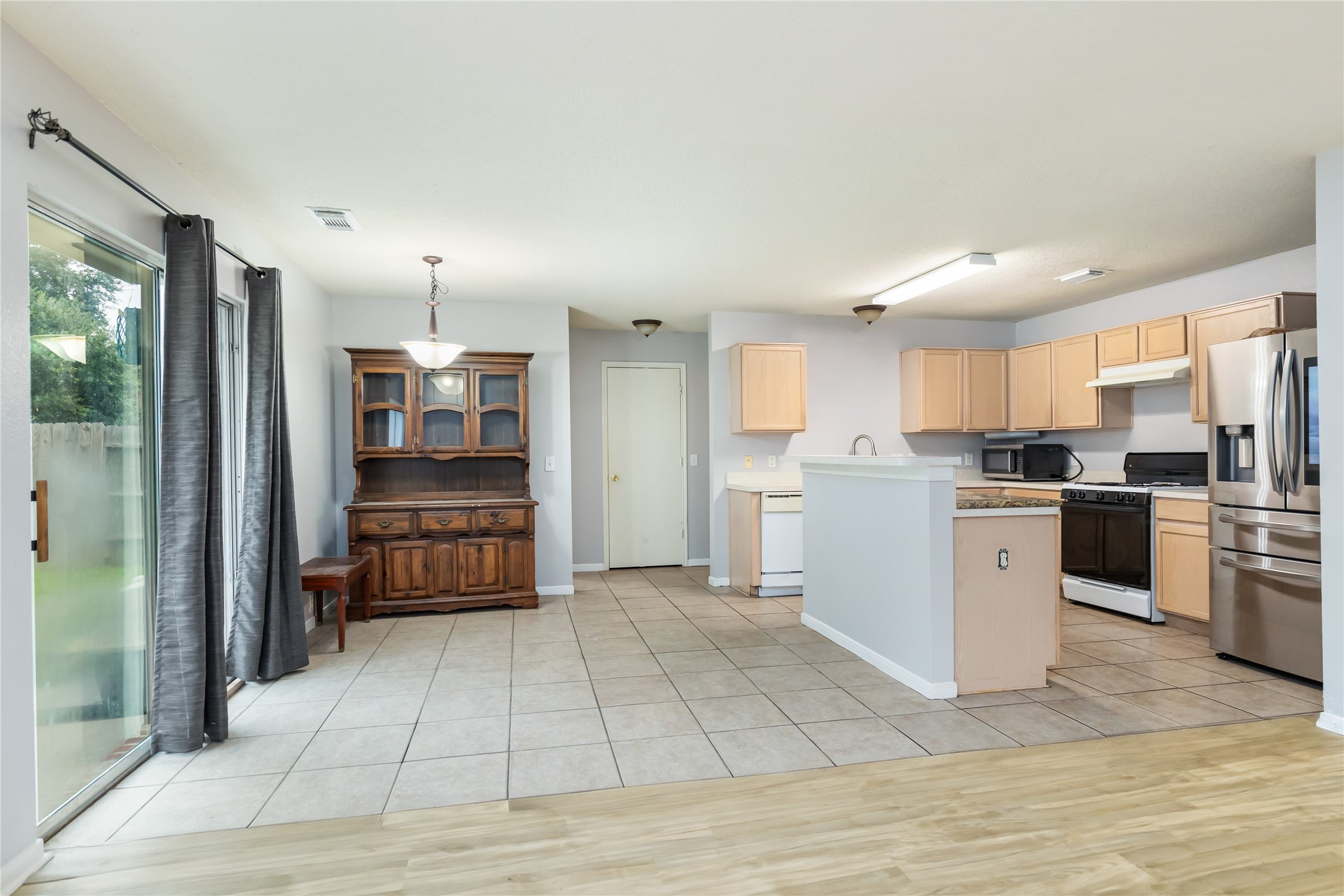 17334 Turquoise Stream Drive Houston, TX 77095 - Photo 4 of 31 17334 TURQUOISE STREAM DR HOUSTON, TX 77095