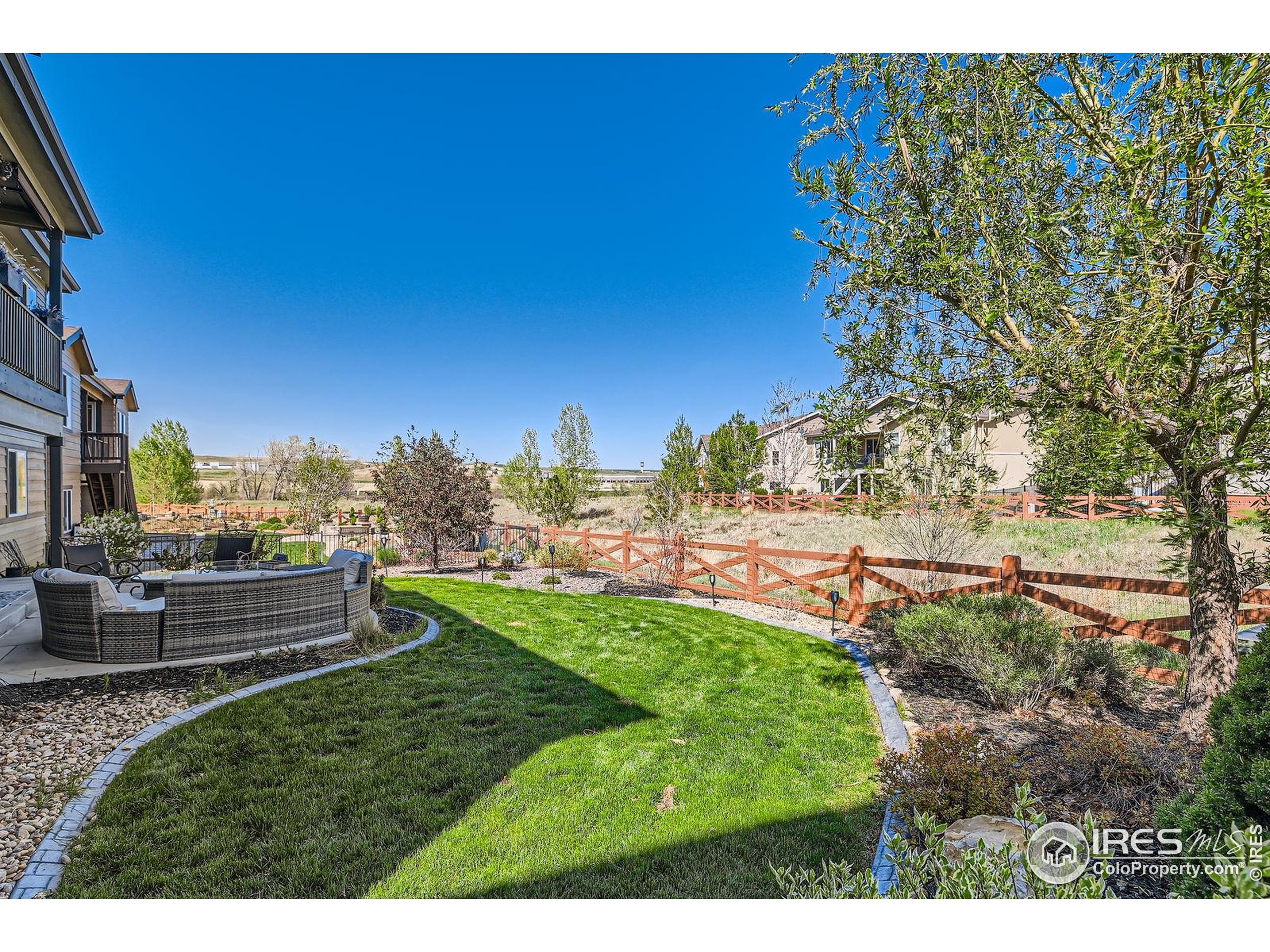10834 Graphite Street Broomfield, CO 80021 - Photo 25 of 34 a view of a backyard