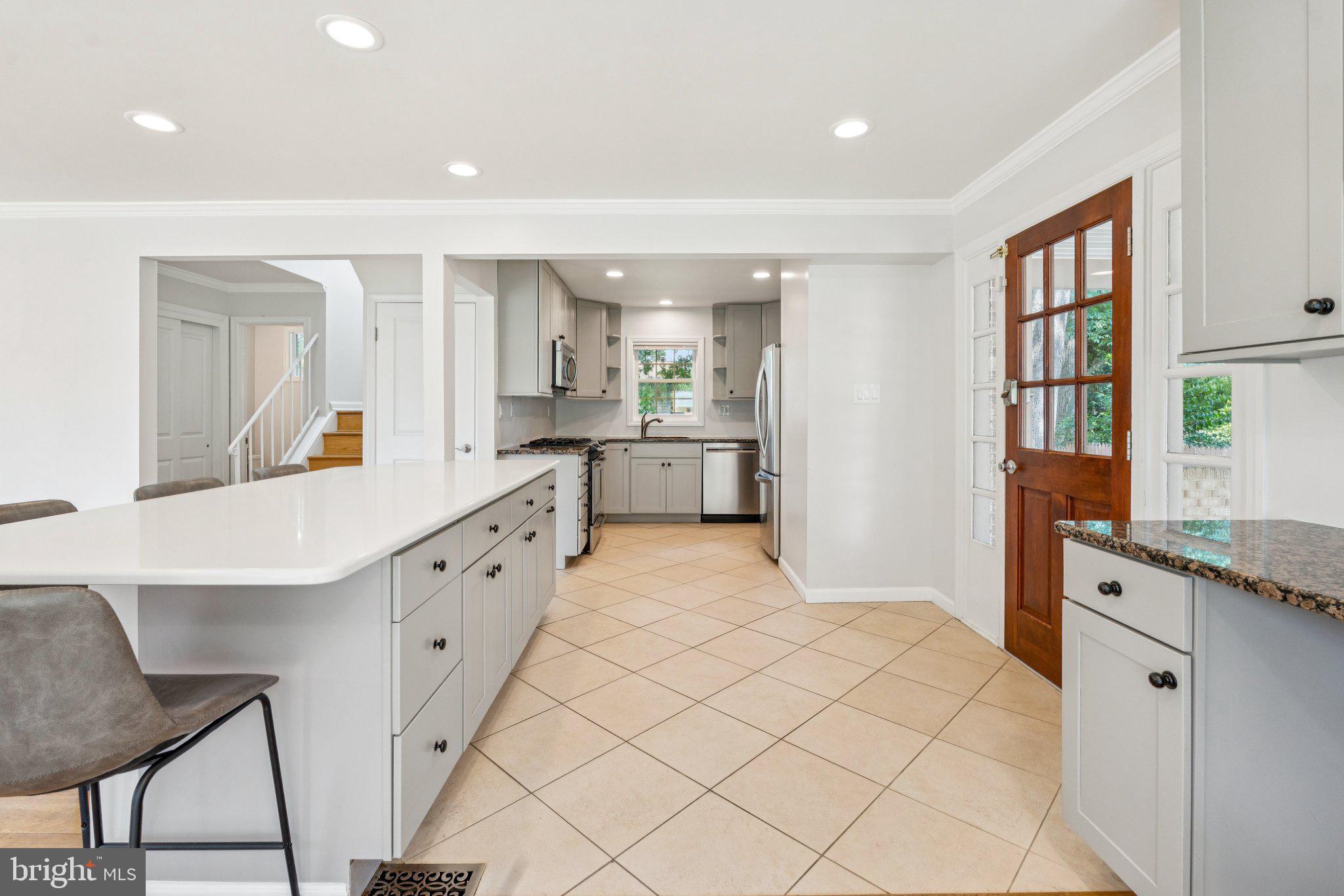 1502 Crestline Road Silver Spring, MD 20904 - Photo 12 of 39