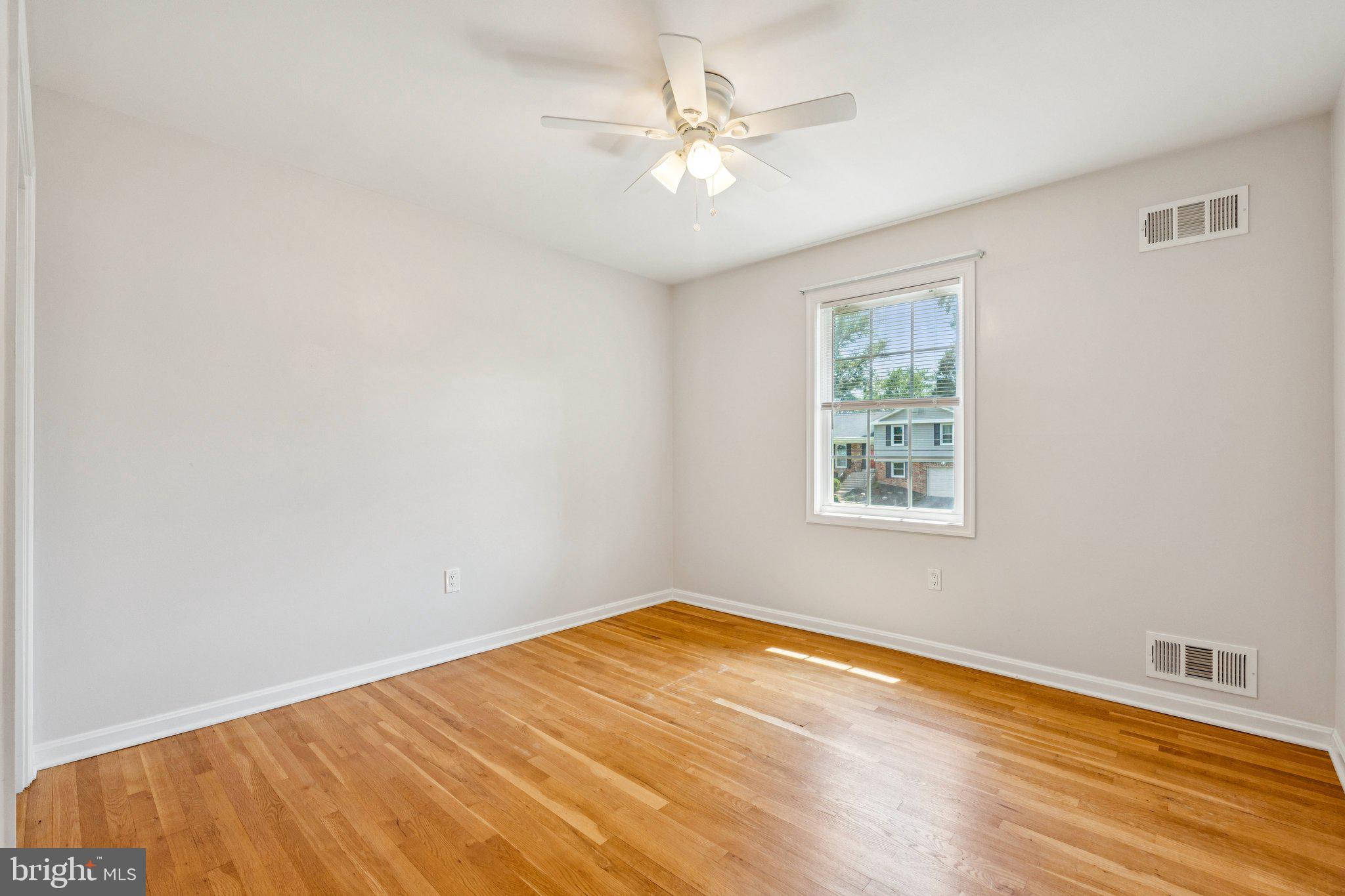 1502 Crestline Road Silver Spring, MD 20904 - Photo 22 of 39