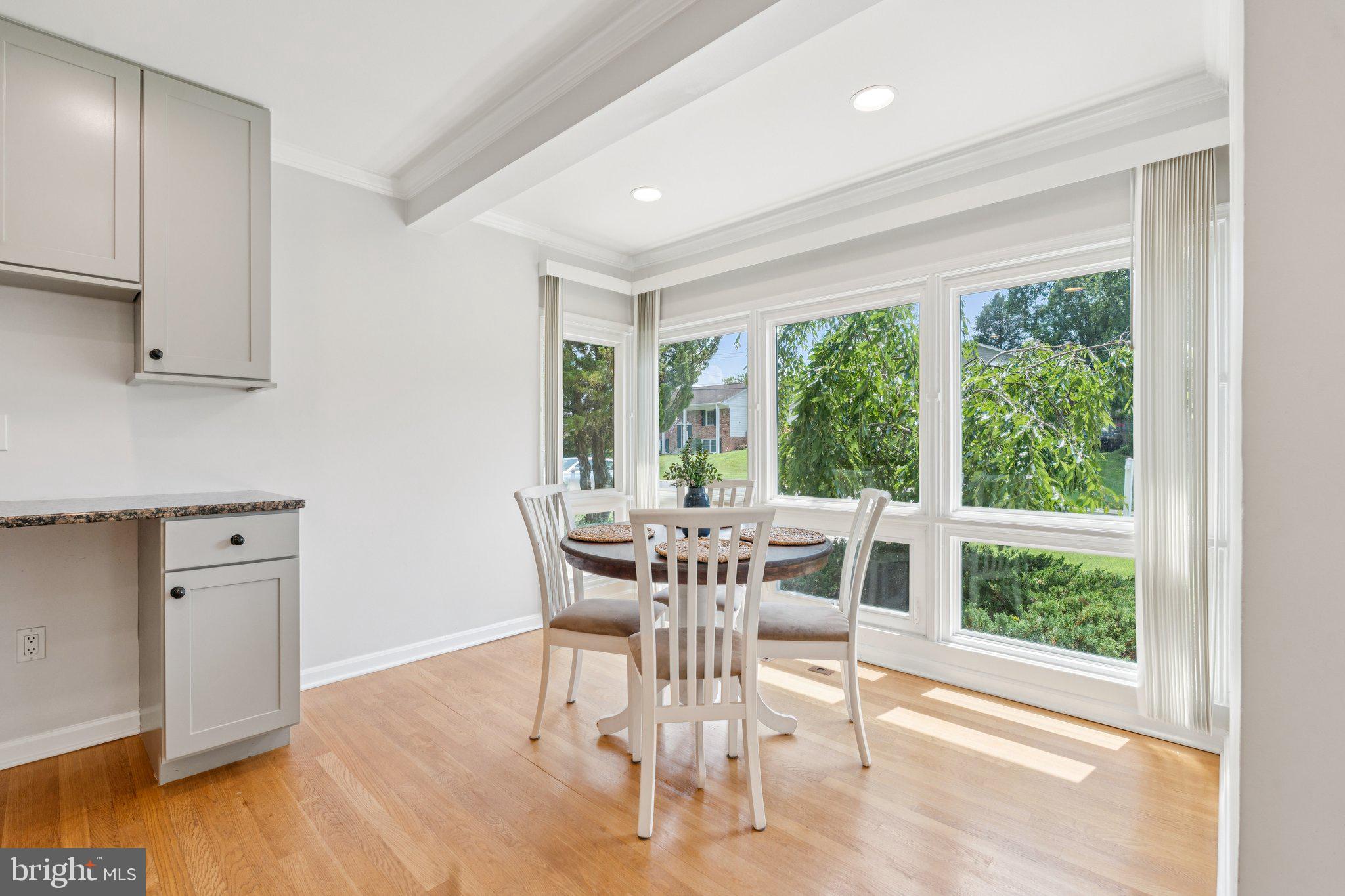 1502 Crestline Road Silver Spring, MD 20904 - Photo 10 of 39