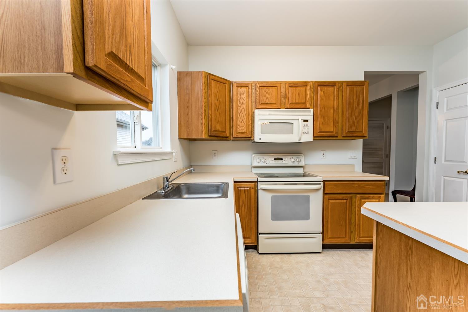 17 Mayfair Road Southampton, NJ 08088 - Photo 10 of 25 Gallery Image 10
