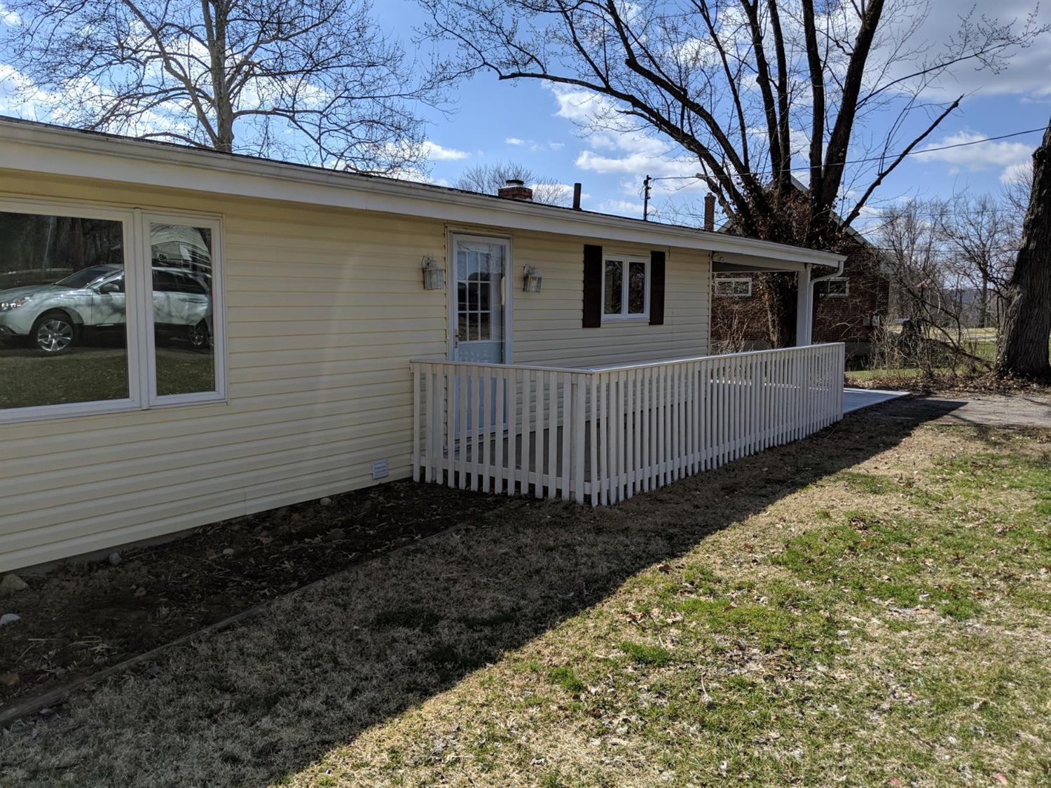 3069 Crest Road Cincinnati, OH 45251 - Photo 1 of 1